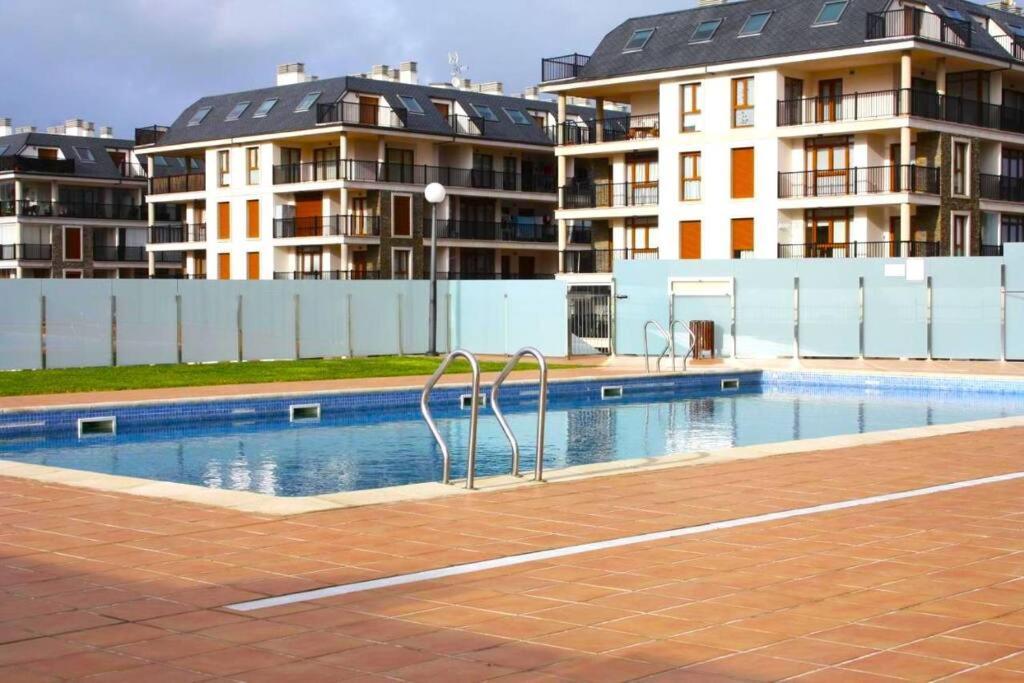 شقة Playa Foz Con Piscina Y Terraza المظهر الخارجي الصورة
